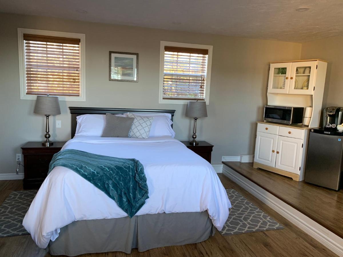 Alma Shore Lane Suites&Cottages Esterno foto