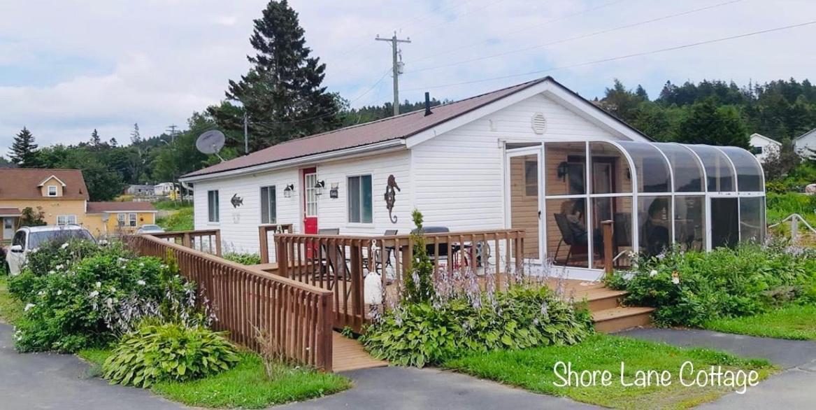 Alma Shore Lane Suites&Cottages Esterno foto